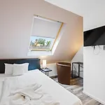 Phoenix Hotell Berghausen (Karlsruhe)
