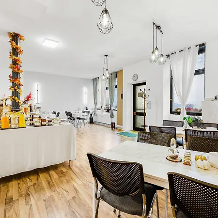 Phoenix Hotell Berghausen (Karlsruhe)