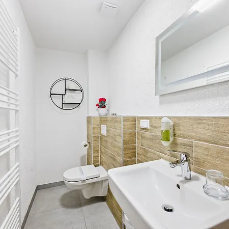 Phoenix 2* Berghausen (Karlsruhe)