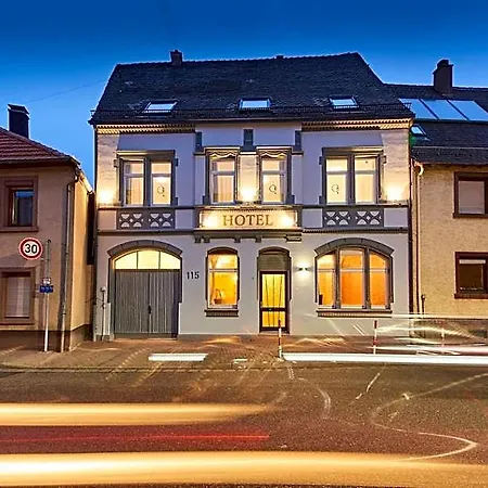 Phoenix 2* Berghausen (Karlsruhe)